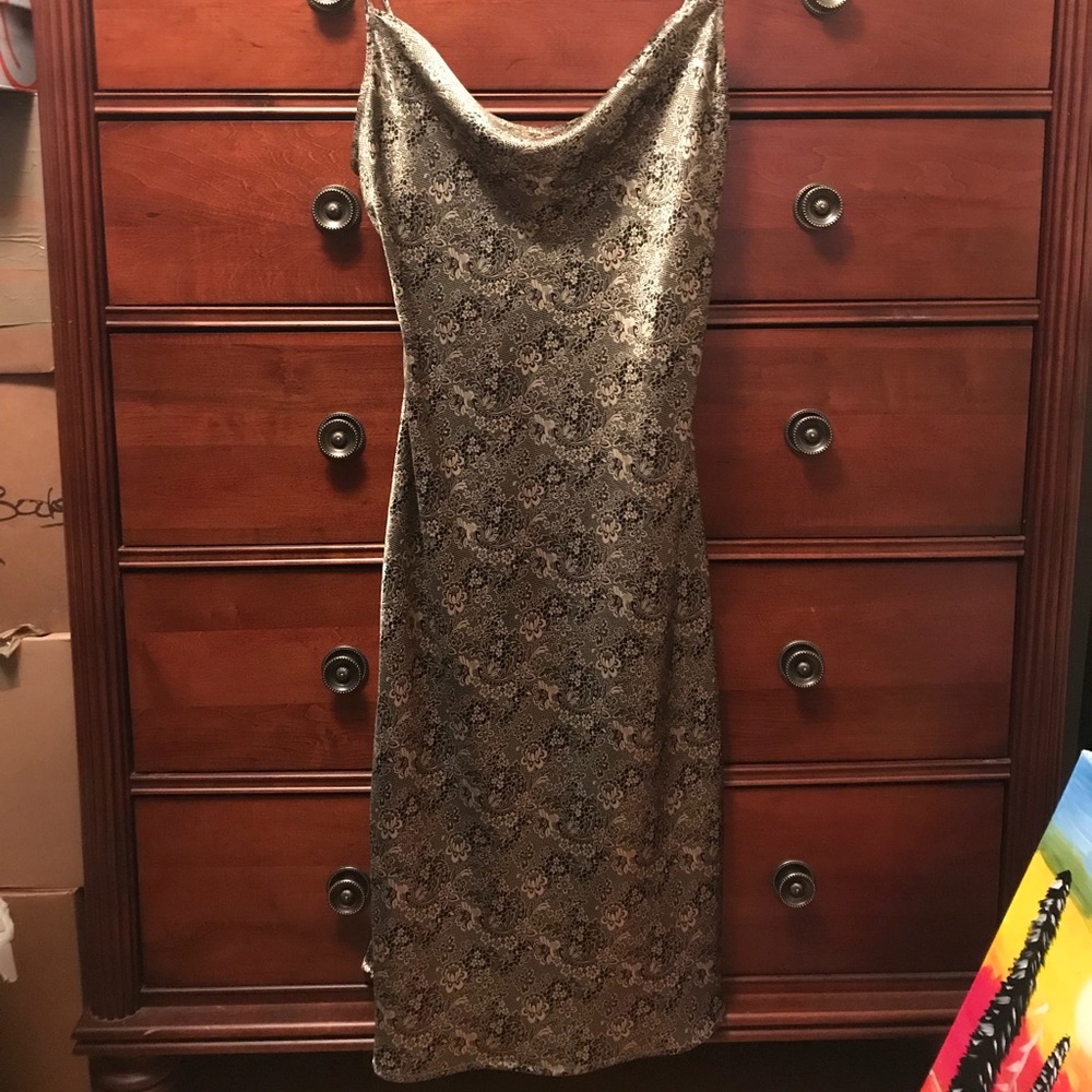 Strapless gold flower dress w/ scooped neck line